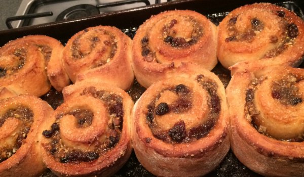 Empty the Storecupboard Challenge 2016 Week 9 EmptyTheSC mincemeat chelsea buns
