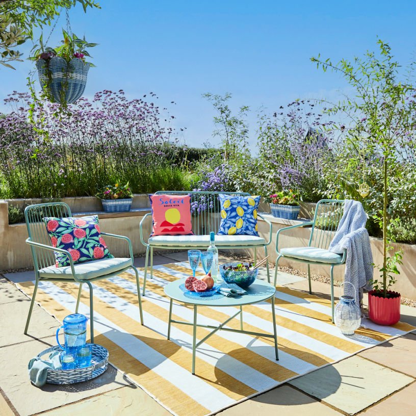 Outdoor living trends for 2024 – at high street prices