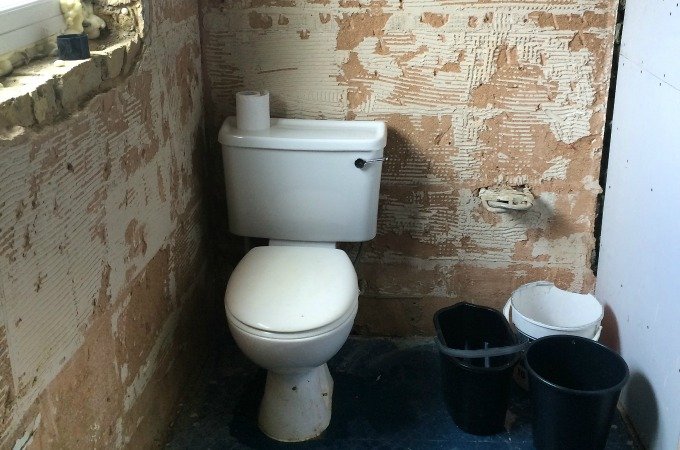 surviving-building-work-and-no-bathroom